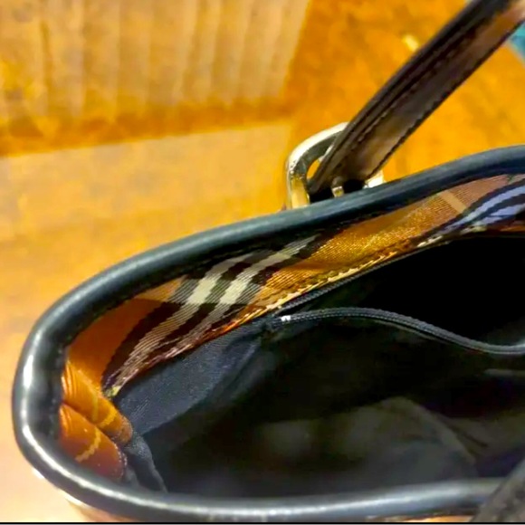 BURBERRY Bucket-shaped tote bag leather check ❤️🌹🌹 - Picture 6 of 13